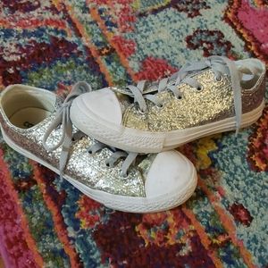 Converse sparkle silver shoes
